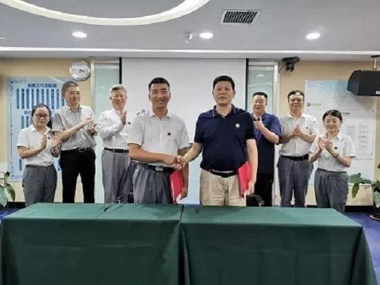 640.webp (1) 640.webp (1)